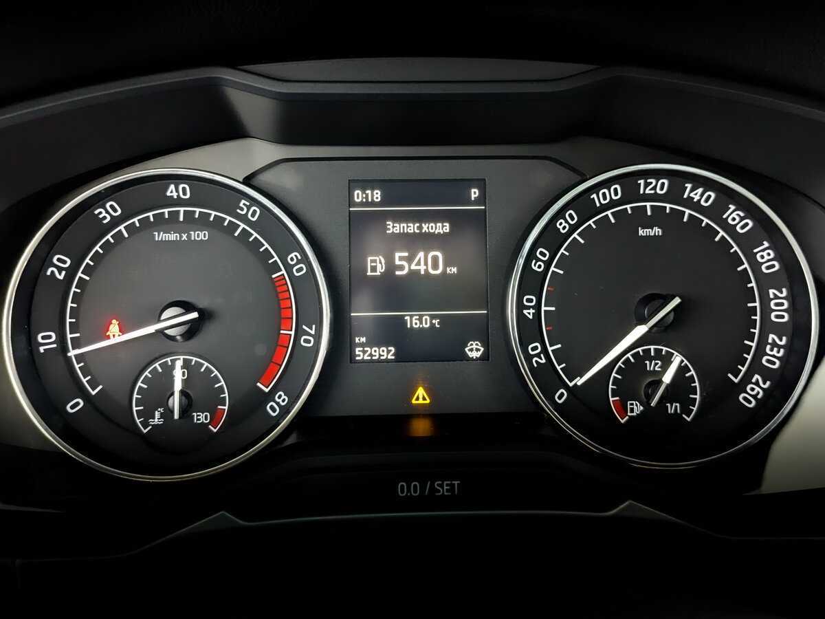 Купить Skoda Superb с пробегом. Фото: #10