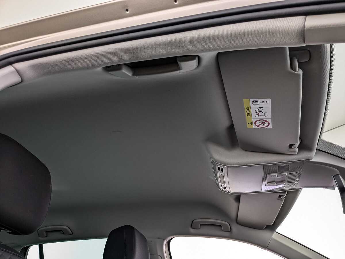 Купить Volkswagen Tiguan с пробегом. Фото: #18