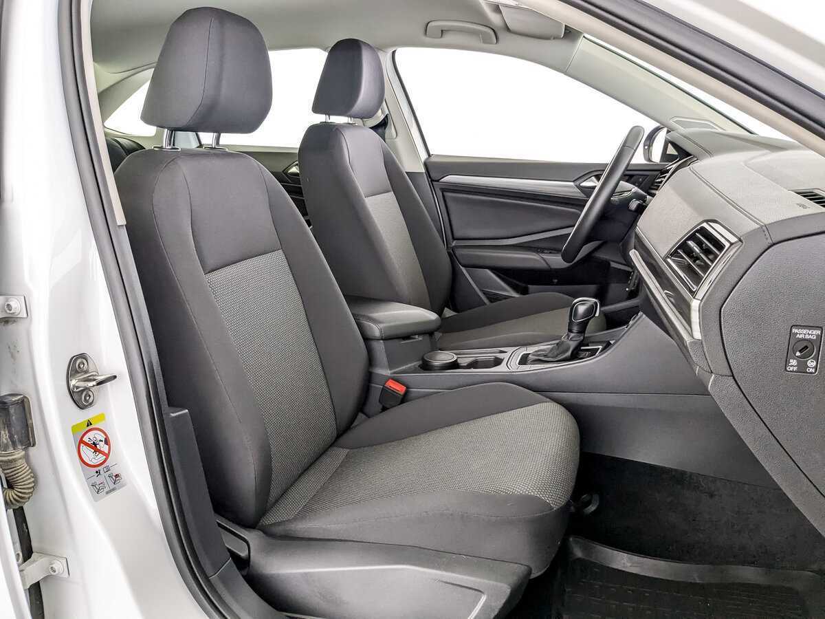 Купить Volkswagen Jetta с пробегом. Фото: #18