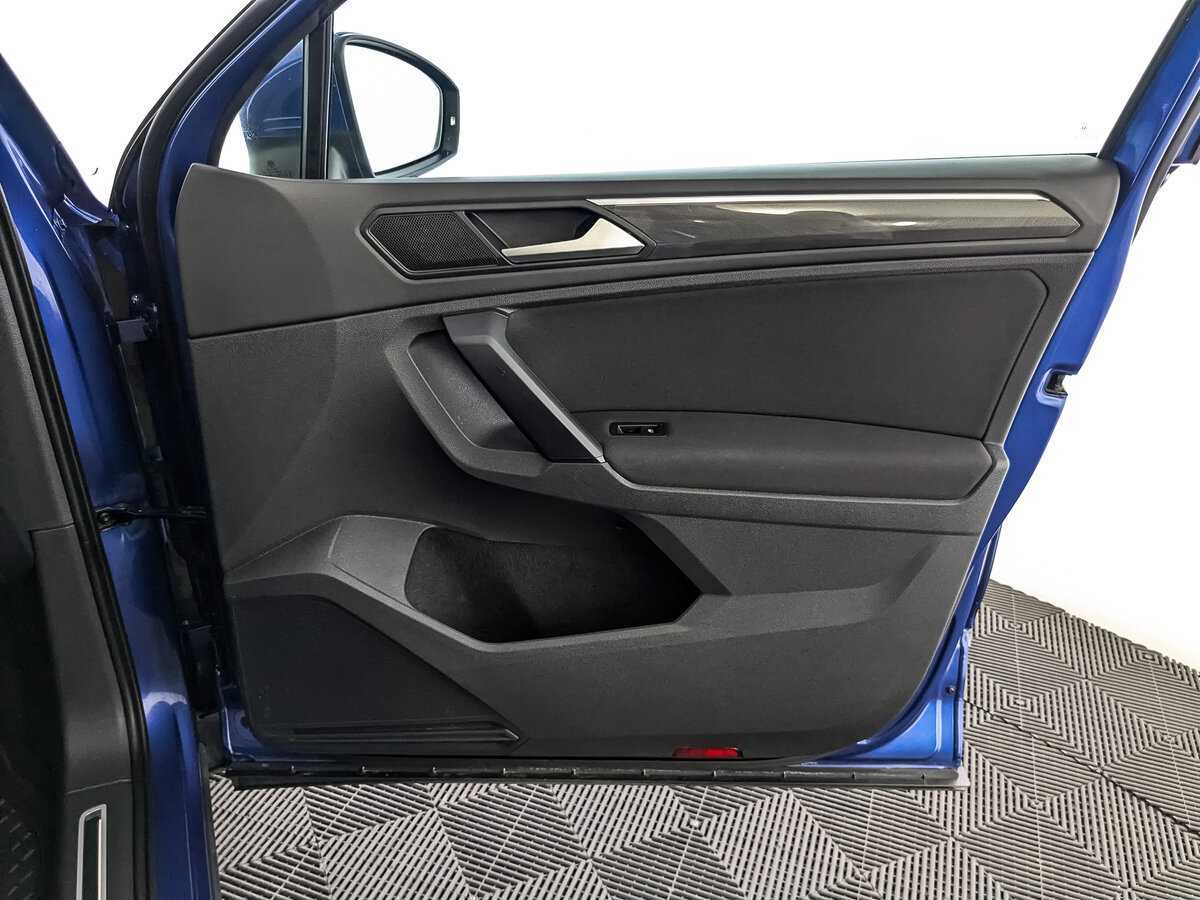 Купить Volkswagen Tiguan с пробегом. Фото: #20