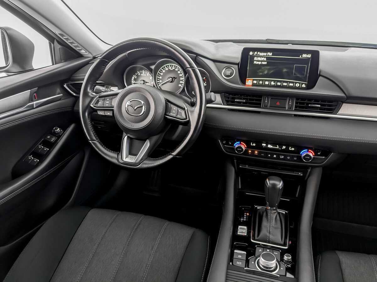Купить Mazda 6 с пробегом. Фото: #21