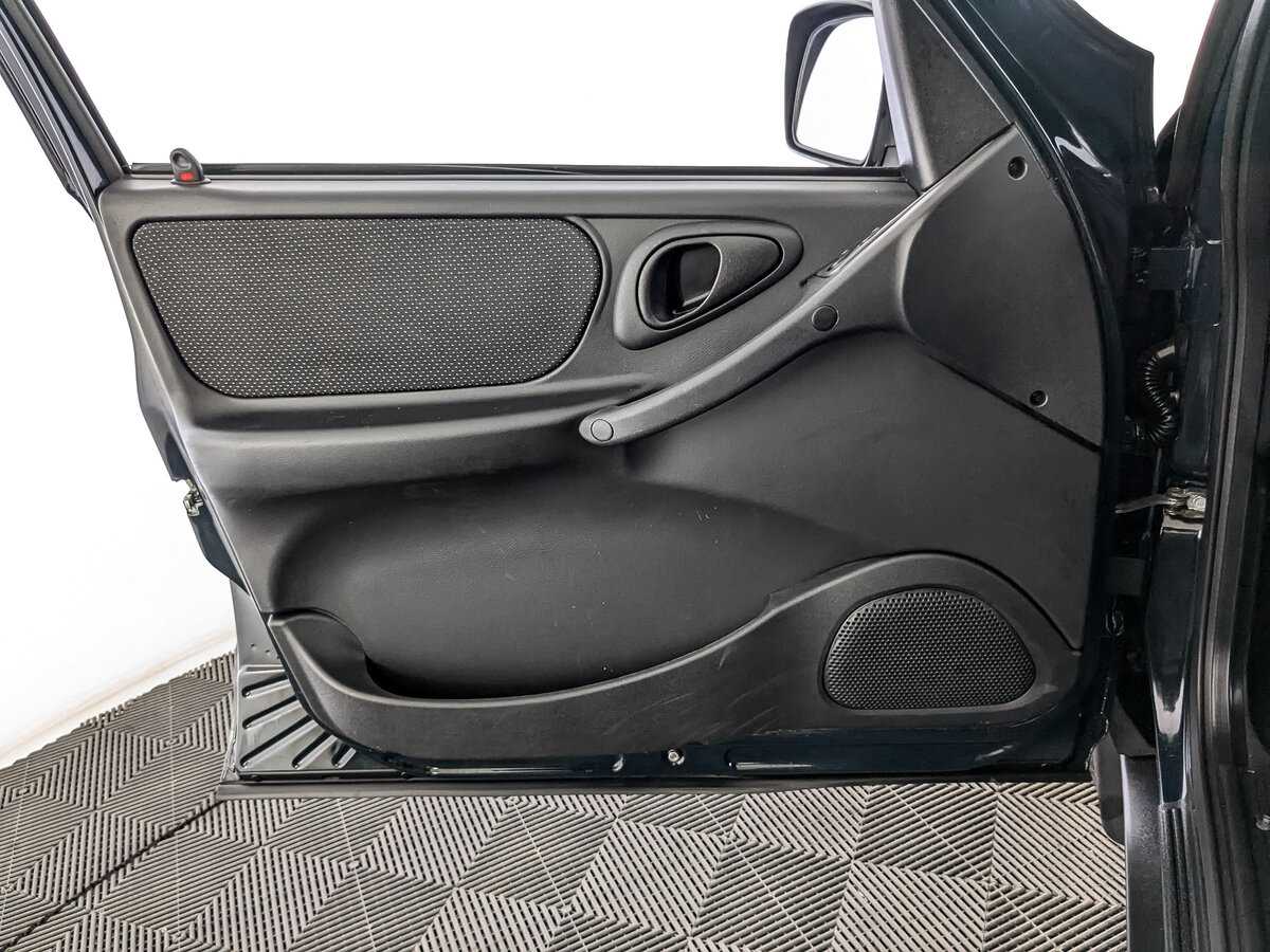 Купить Lada (ВАЗ) Niva с пробегом. Фото: #13