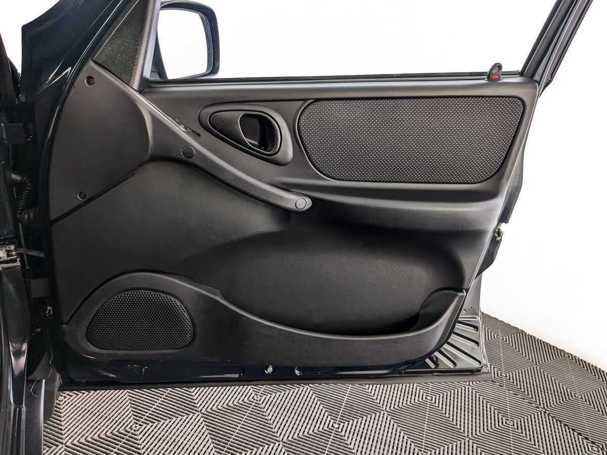 Купить Lada (ВАЗ) Niva с пробегом. Фото: #19