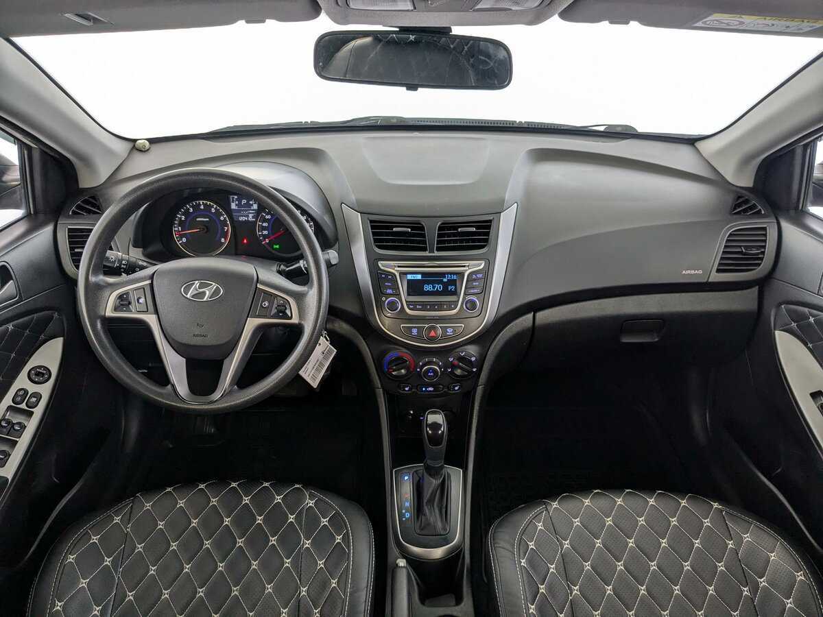 Купить Hyundai Solaris с пробегом. Фото: #11