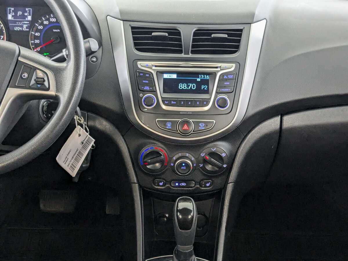 Купить Hyundai Solaris с пробегом. Фото: #12