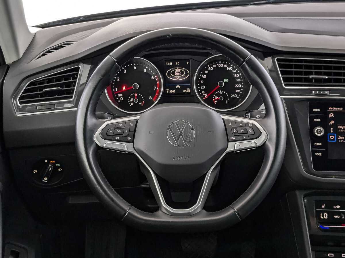 Купить Volkswagen Tiguan с пробегом. Фото: #17