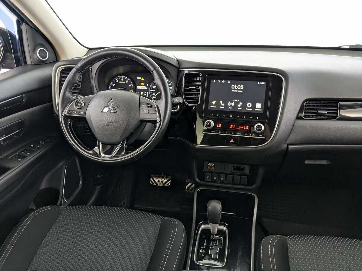 Купить Mitsubishi Outlander с пробегом. Фото: #18