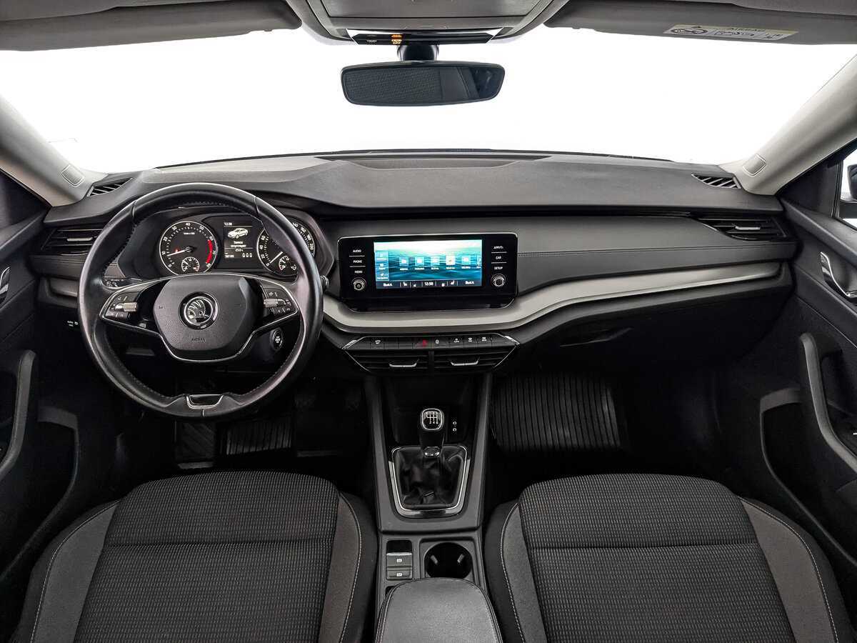 Купить Skoda Octavia с пробегом. Фото: #9