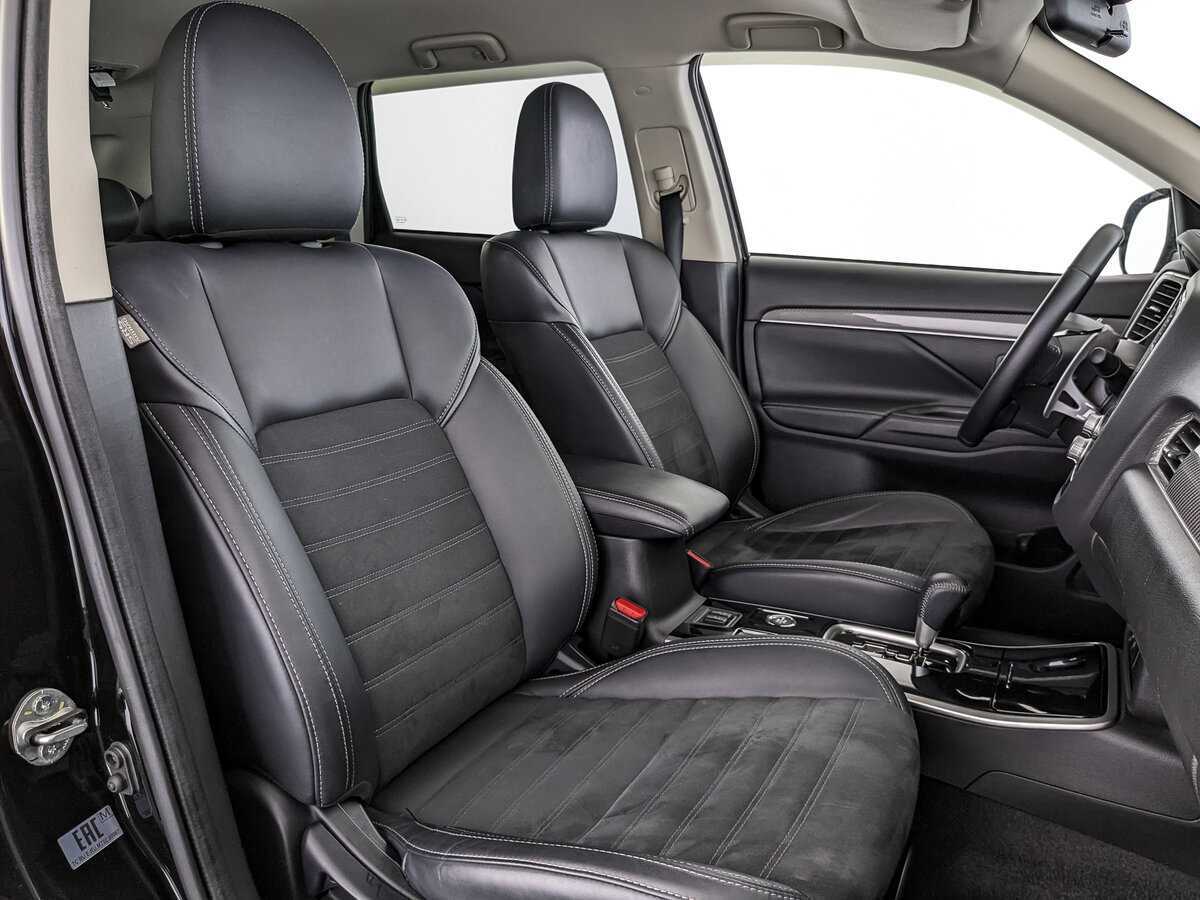 Купить Mitsubishi Outlander с пробегом. Фото: #19