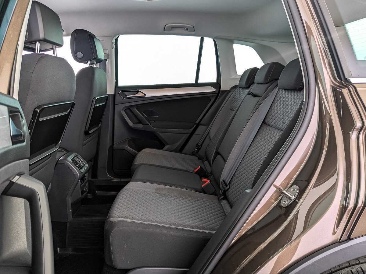 Купить Volkswagen Tiguan с пробегом. Фото: #13