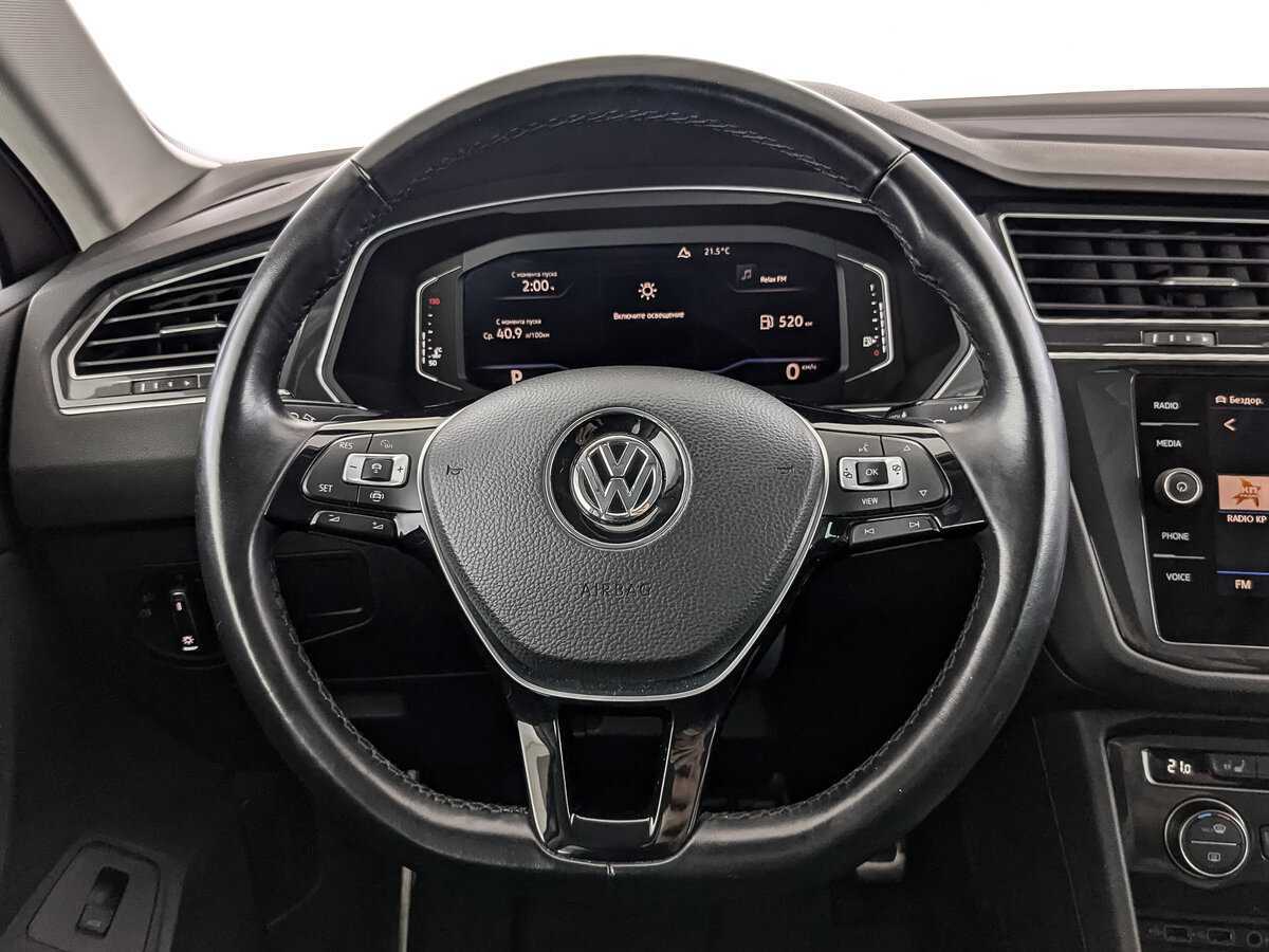 Купить Volkswagen Tiguan с пробегом. Фото: #17
