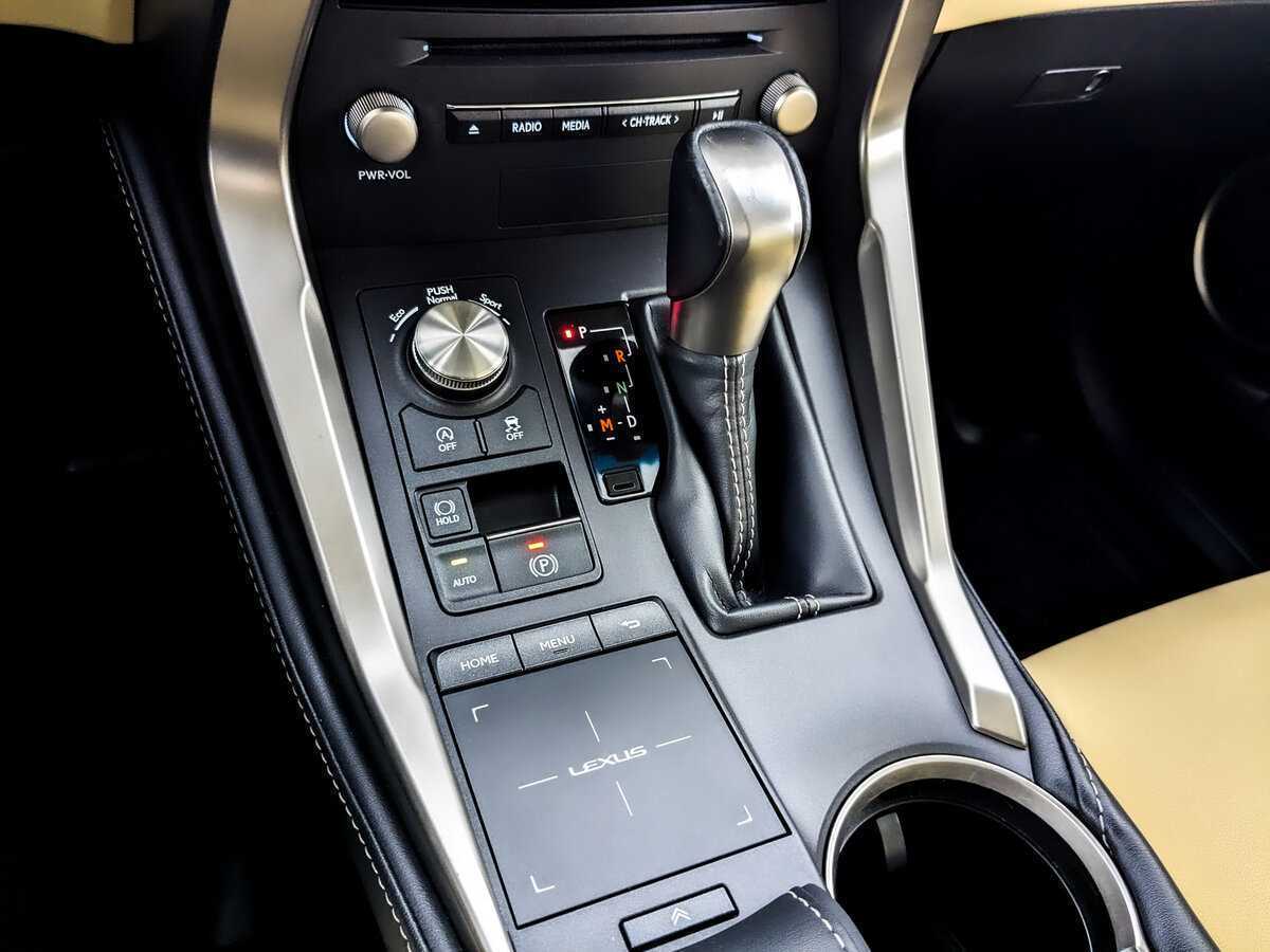 Купить Lexus NX с пробегом. Фото: #21