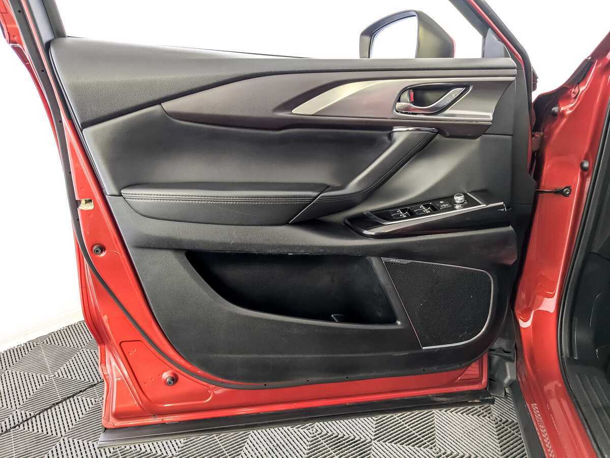 Купить Mazda CX-9 с пробегом. Фото: #14