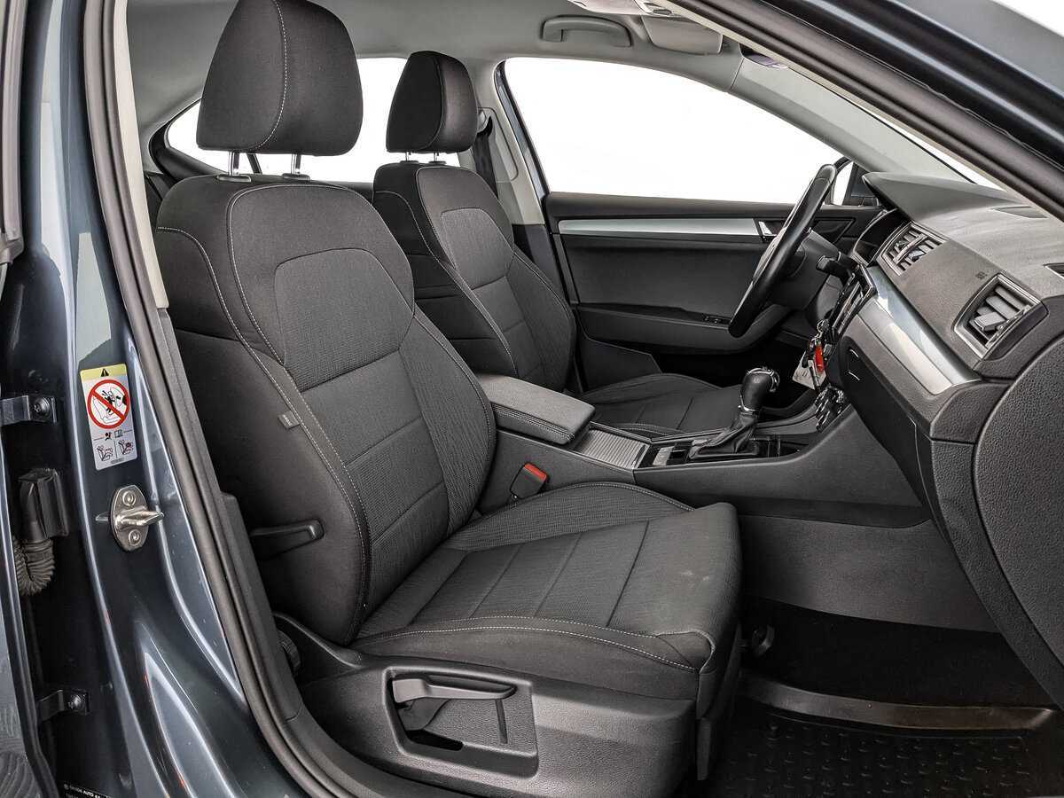 Купить Skoda Superb с пробегом. Фото: #19