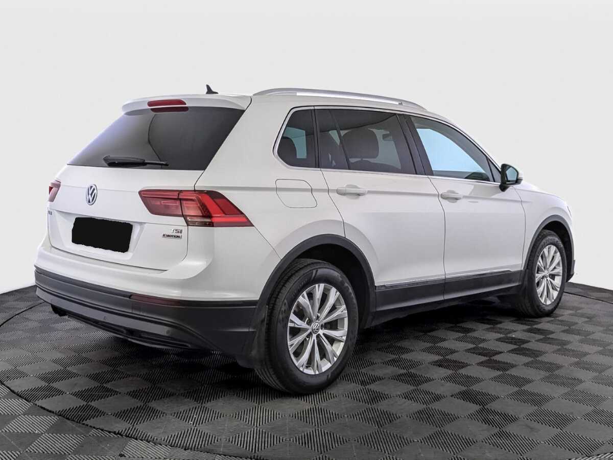Купить Volkswagen Tiguan с пробегом. Фото: #4