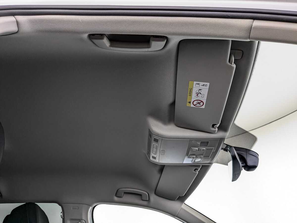 Купить Volkswagen Tiguan с пробегом. Фото: #18