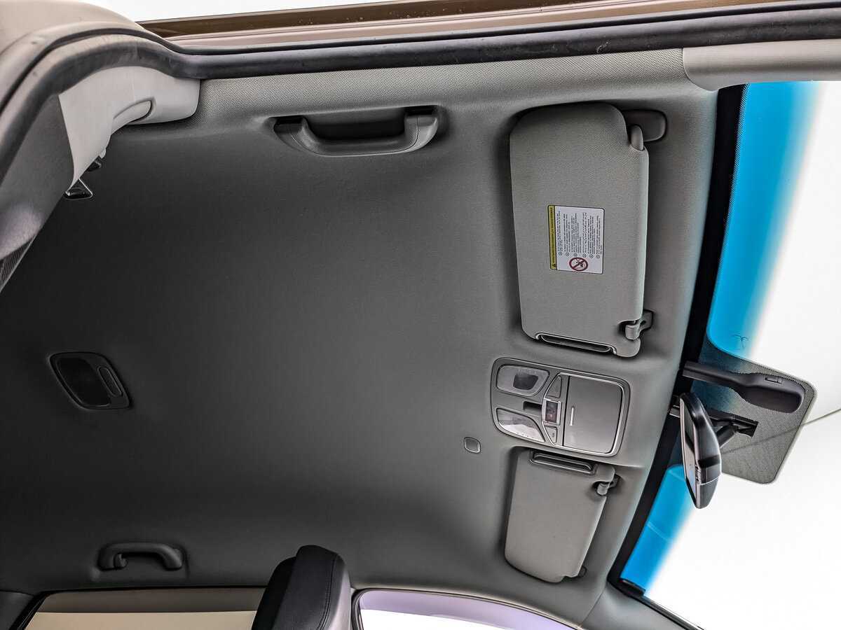 Купить Kia Sorento с пробегом. Фото: #18