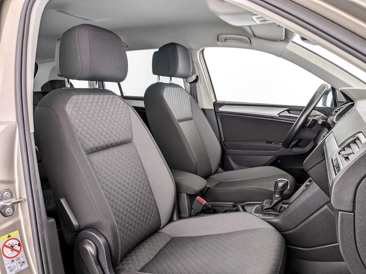 Купить Volkswagen Tiguan с пробегом. Фото: #18