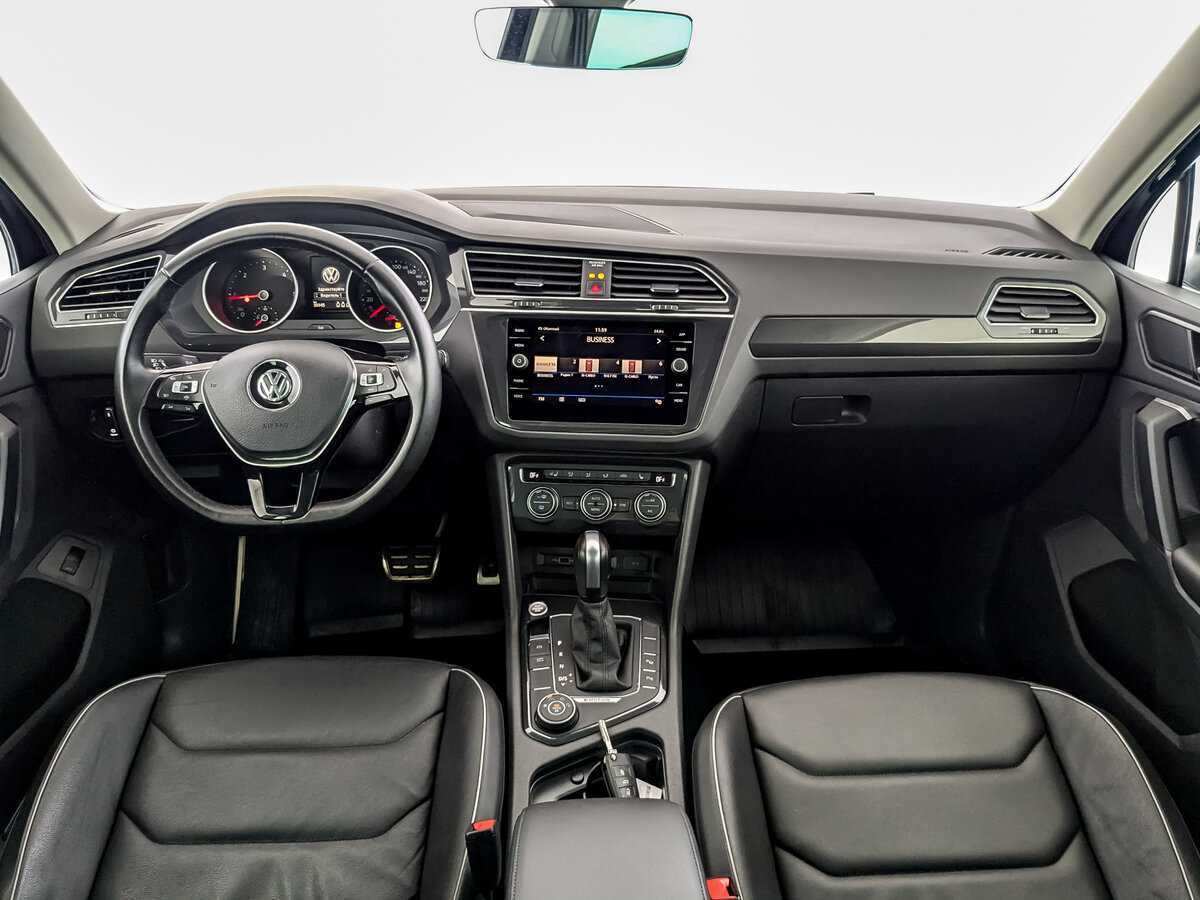 Купить Volkswagen Tiguan с пробегом. Фото: #11