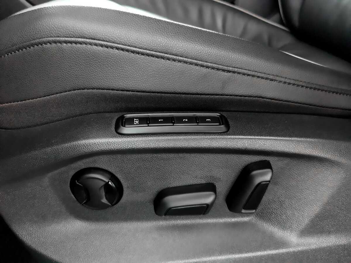 Купить Volkswagen Tiguan с пробегом. Фото: #16