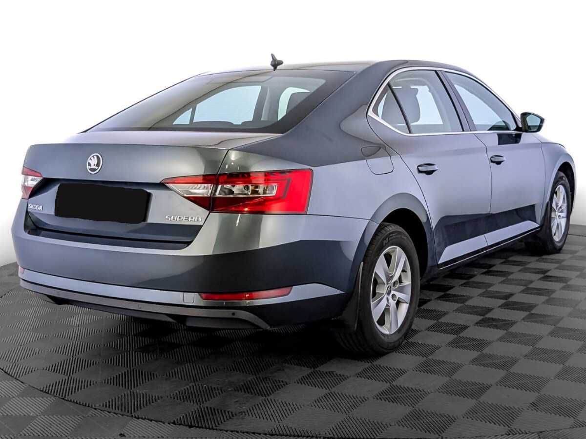 Купить Skoda Superb с пробегом. Фото: #4