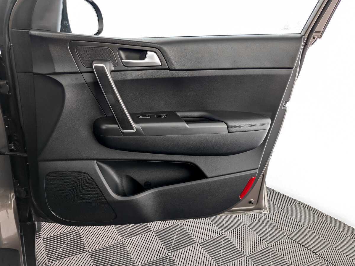 Купить Kia Sportage с пробегом. Фото: #19