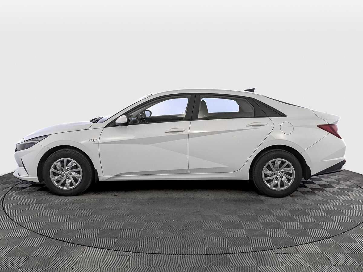 Купить Hyundai Elantra с пробегом. Фото: #7