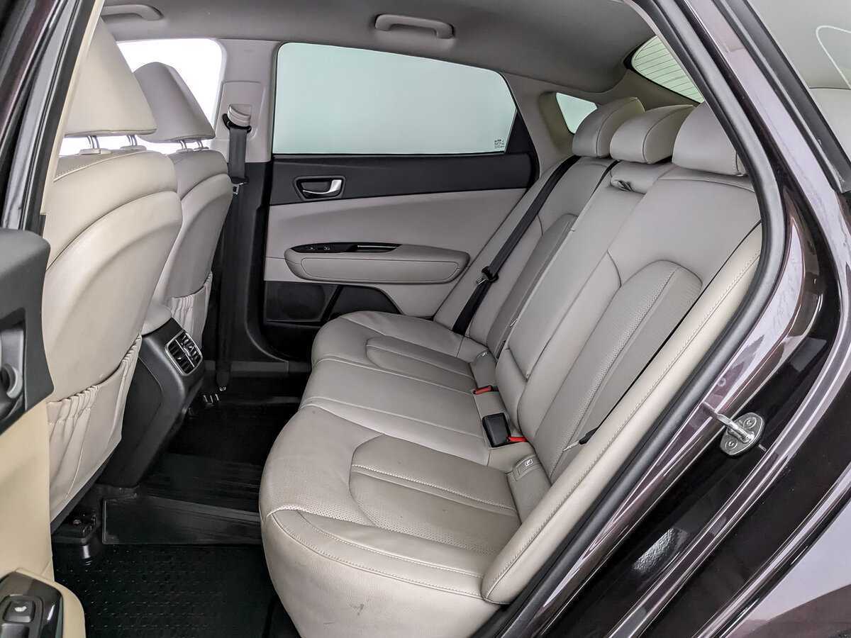 Купить Kia Optima с пробегом. Фото: #9