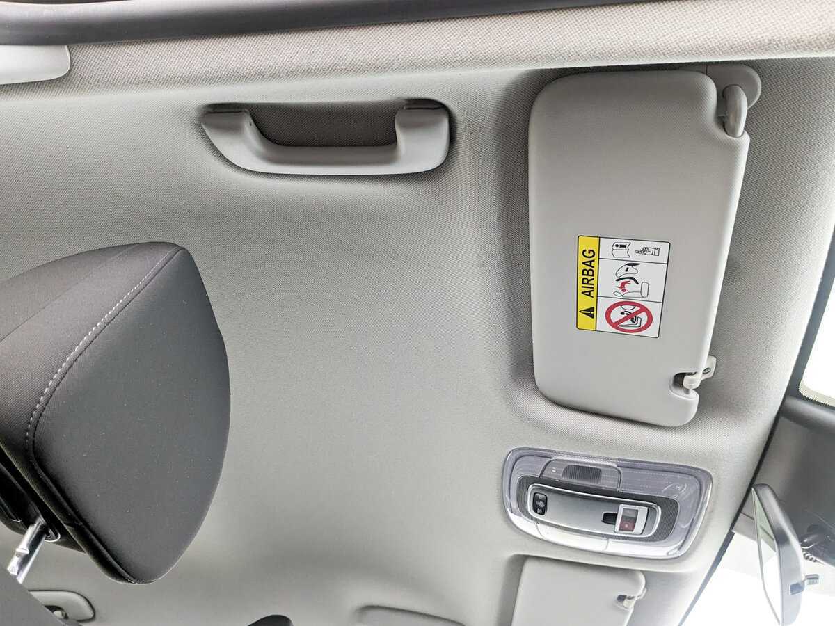 Купить Hyundai Elantra с пробегом. Фото: #15