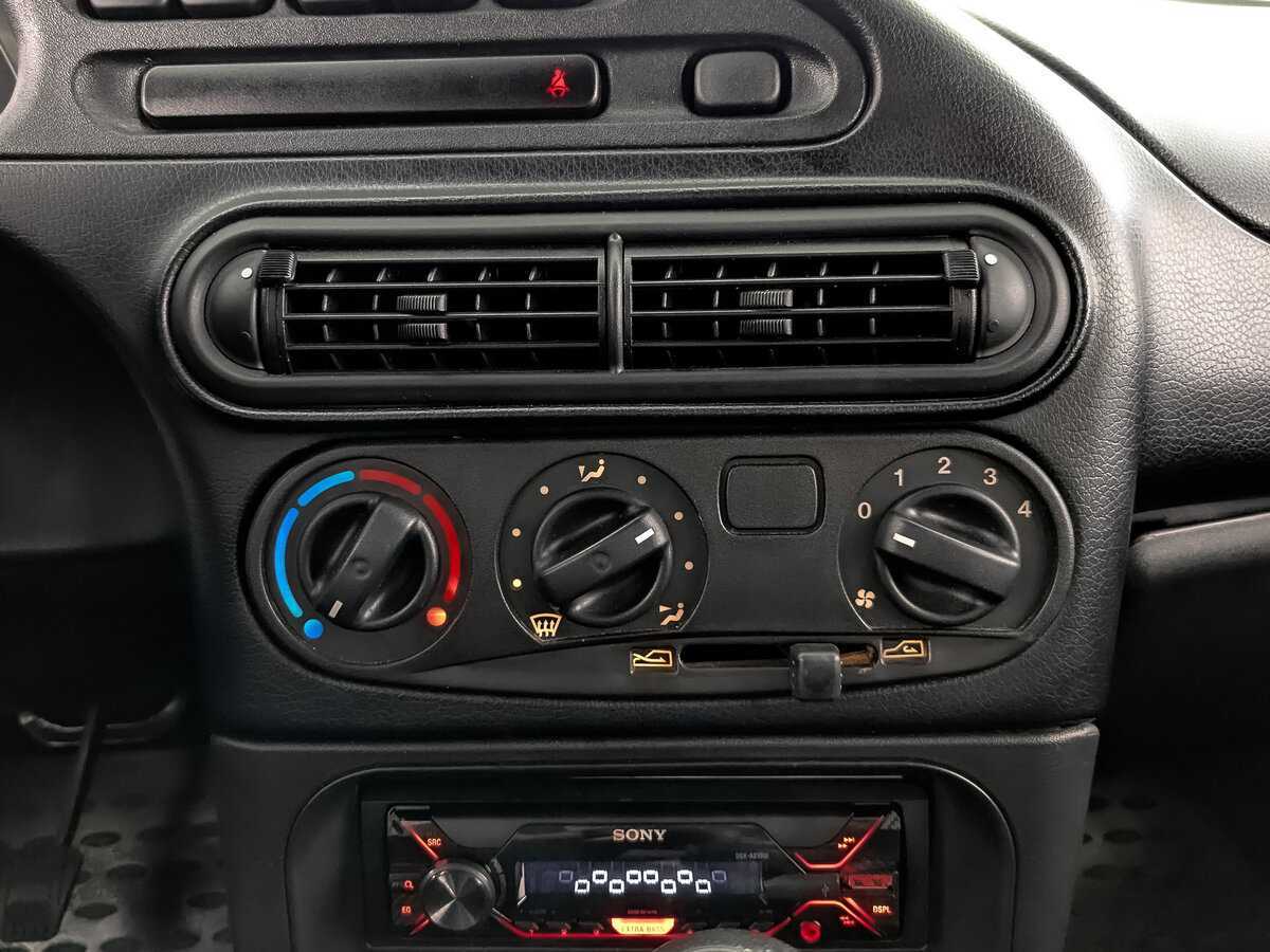 Купить Chevrolet Niva с пробегом. Фото: #12