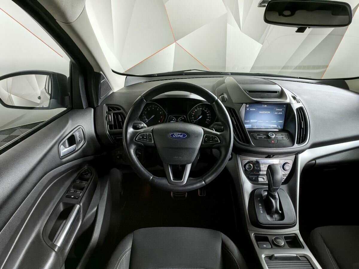 Купить Ford Kuga с пробегом. Фото: #13