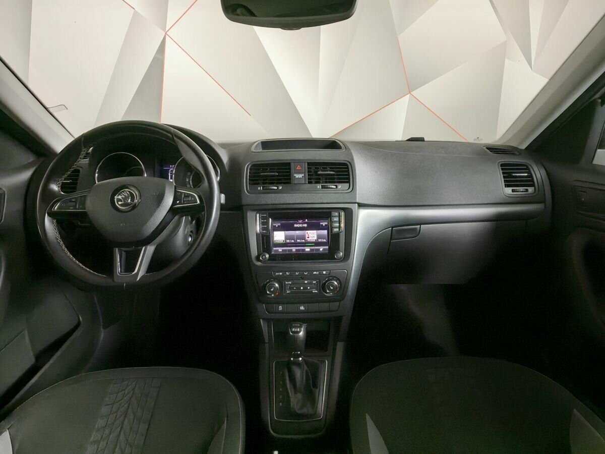 Купить Skoda Yeti с пробегом. Фото: #9