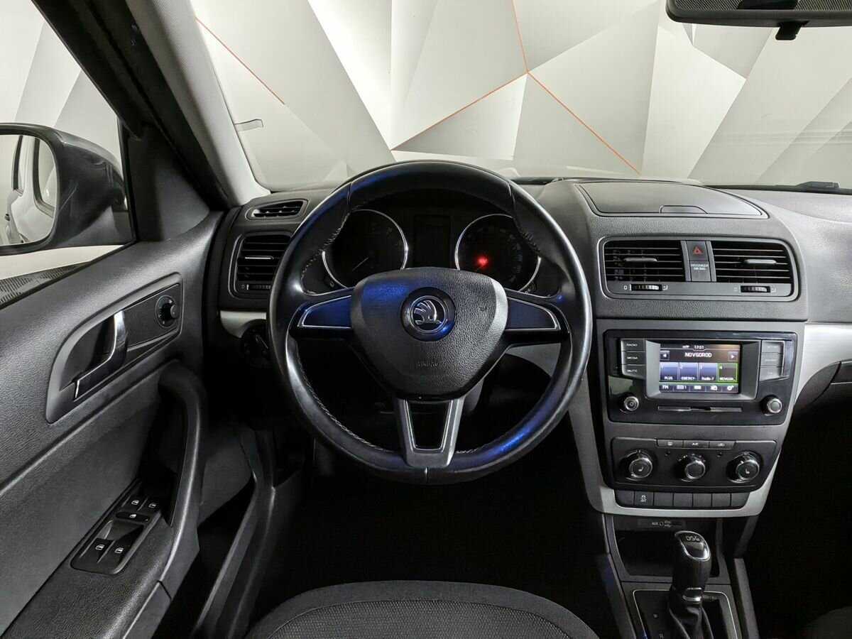 Купить Skoda Yeti с пробегом. Фото: #14
