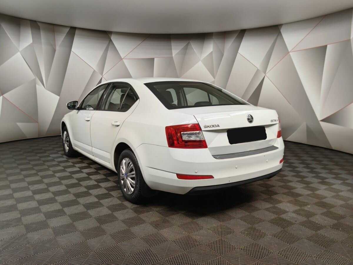 Купить Skoda Octavia с пробегом. Фото: #3