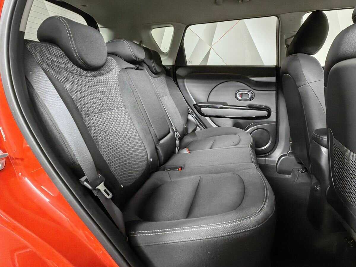 Купить Kia Soul с пробегом. Фото: #11