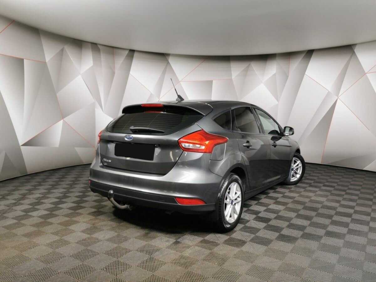Купить Ford Focus с пробегом. Фото: #1