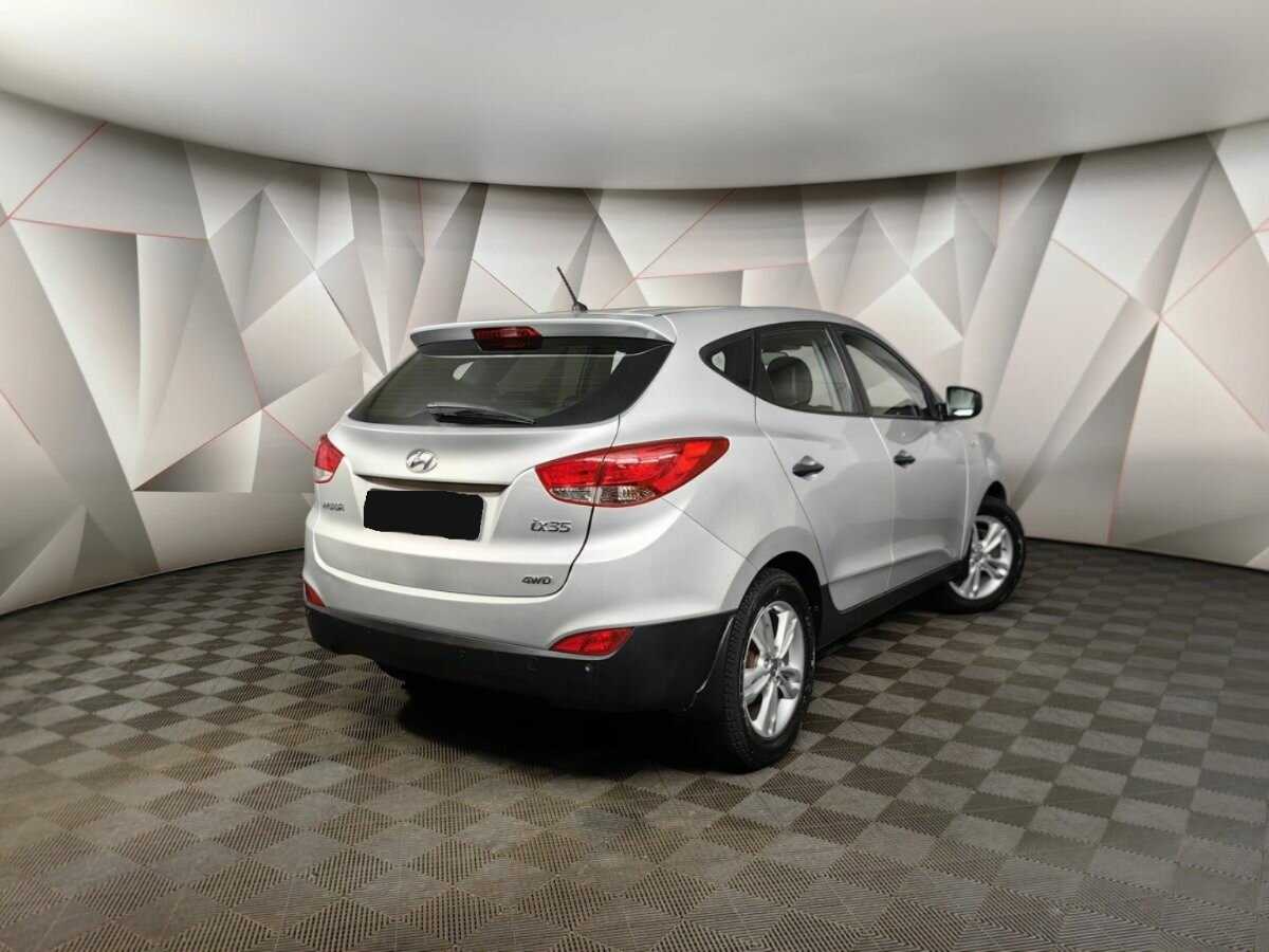 Купить Hyundai ix35 с пробегом. Фото: #1