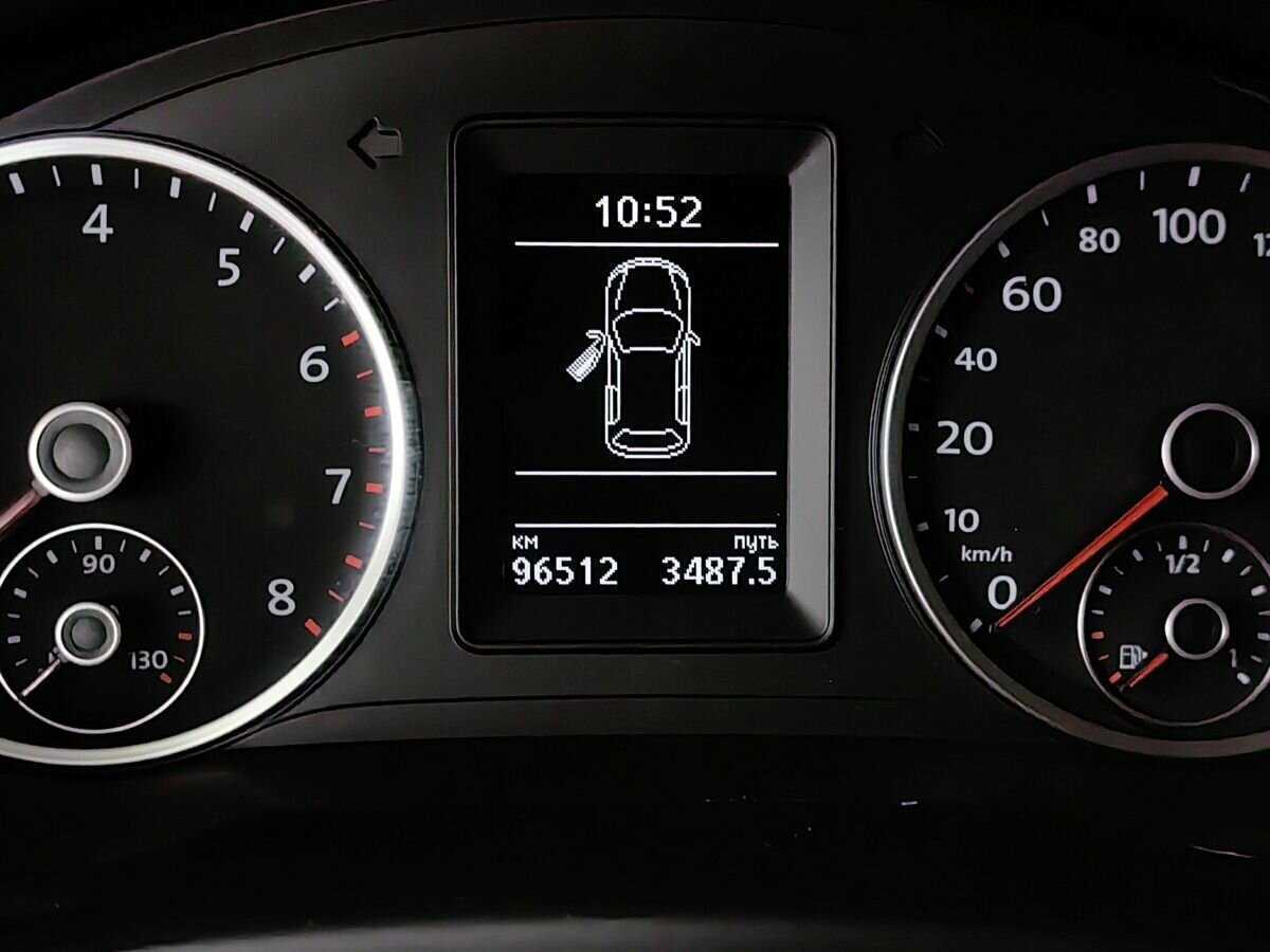 Купить Volkswagen Tiguan с пробегом. Фото: #14