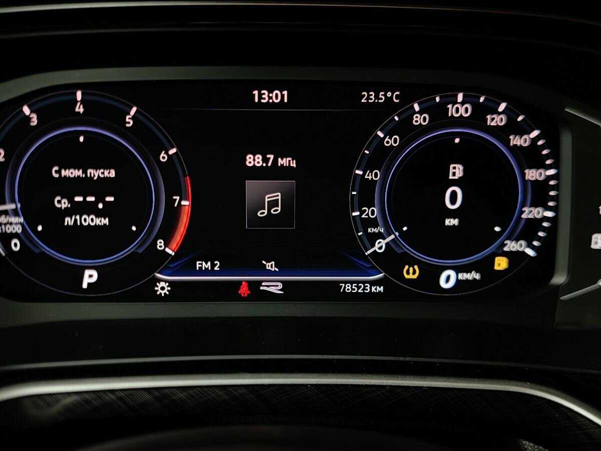 Купить Volkswagen Polo с пробегом. Фото: #16