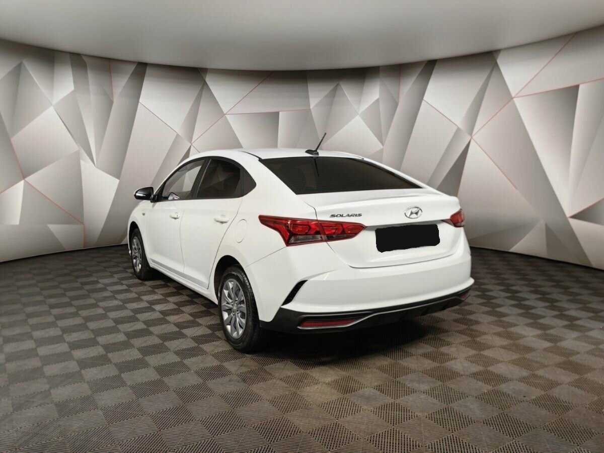 Купить Hyundai Solaris с пробегом. Фото: #3