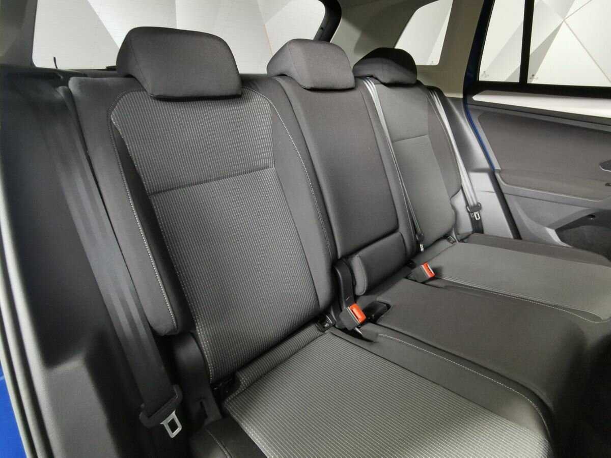 Купить Volkswagen Tiguan с пробегом. Фото: #12