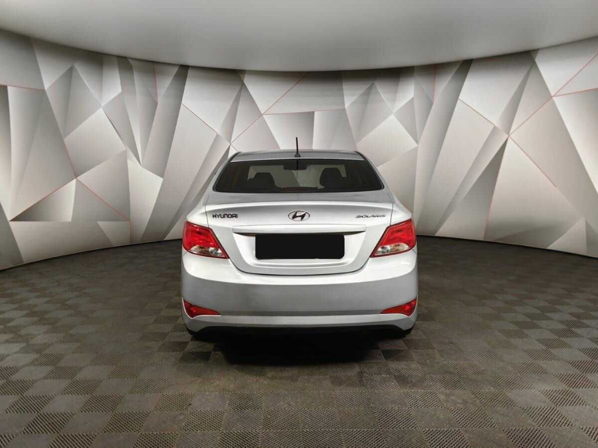 Купить Hyundai Solaris с пробегом. Фото: #7