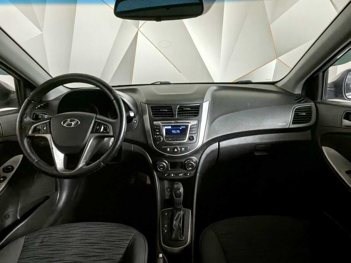 Купить Hyundai Solaris с пробегом. Фото: #9