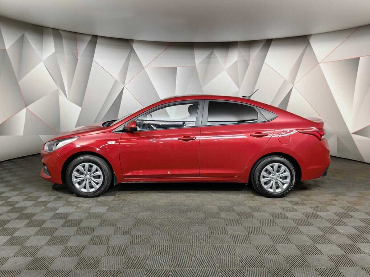 Купить Hyundai Solaris с пробегом. Фото: #4