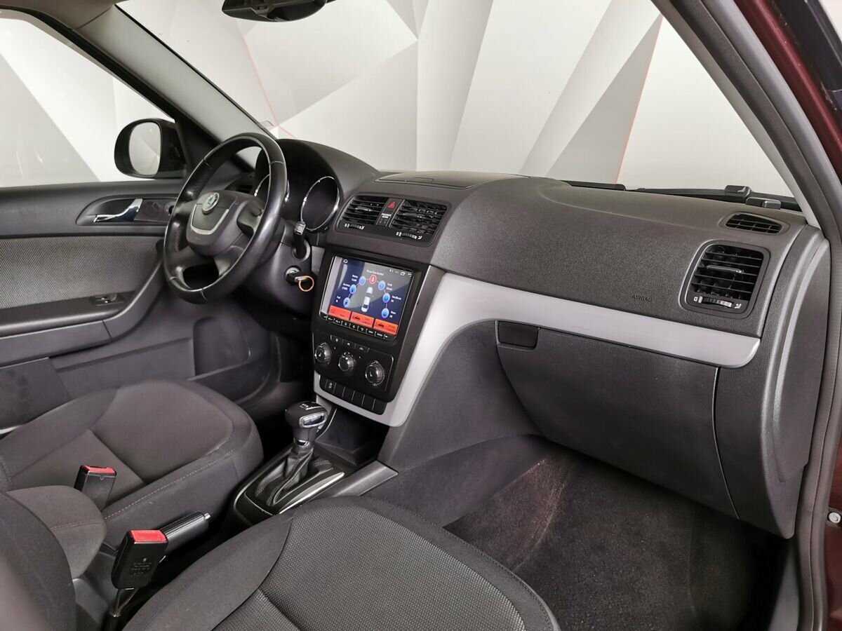 Купить Skoda Yeti с пробегом. Фото: #8