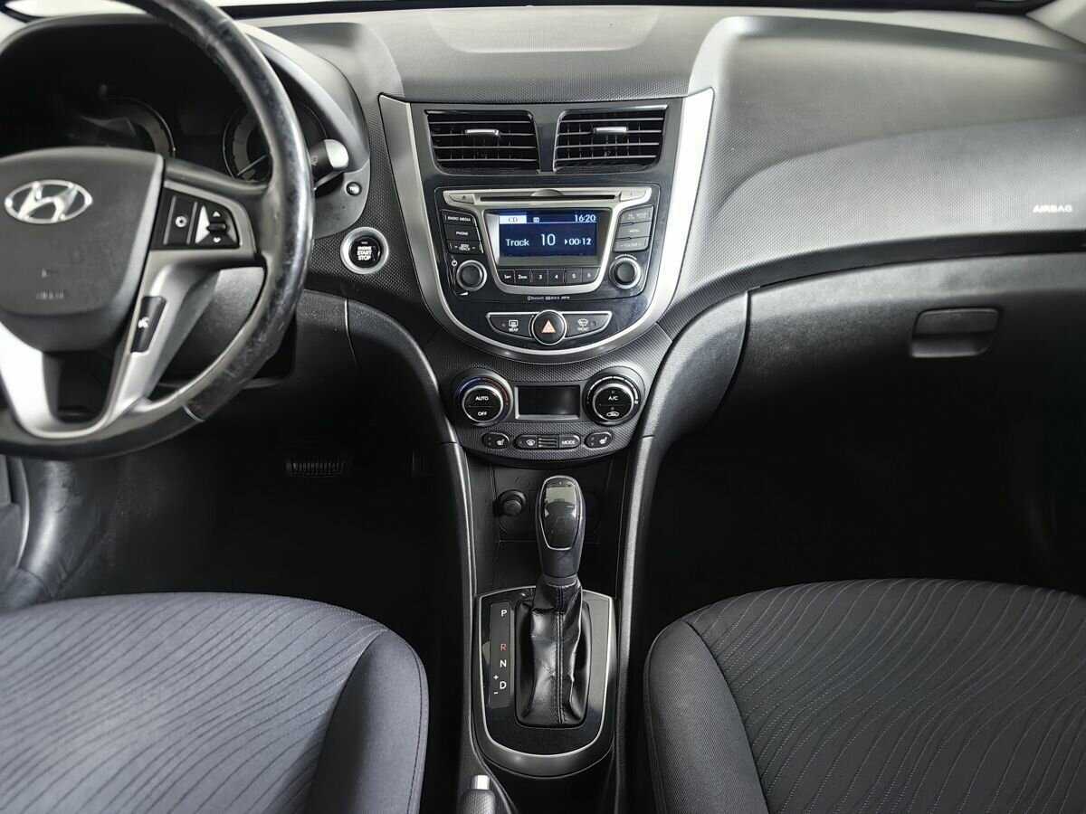 Купить Hyundai Solaris с пробегом. Фото: #10