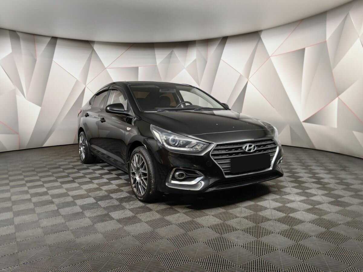 Купить Hyundai Solaris с пробегом. Фото: #2