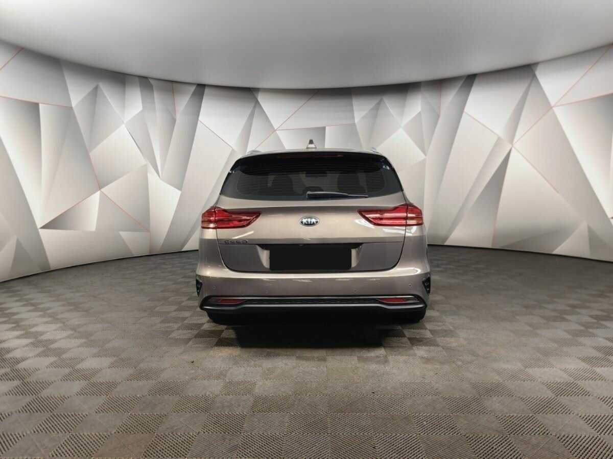 Купить Kia Ceed с пробегом. Фото: #7