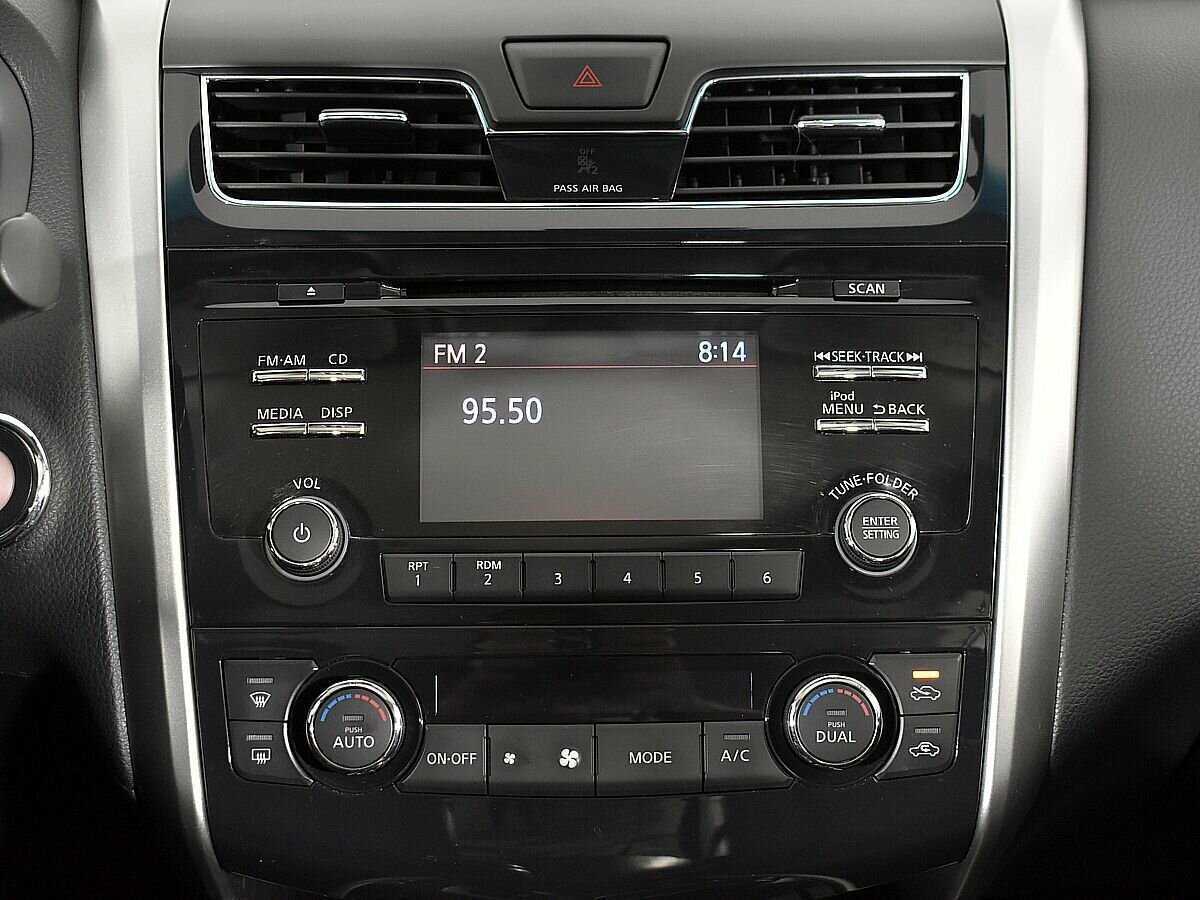 Купить Nissan Teana с пробегом. Фото: #12