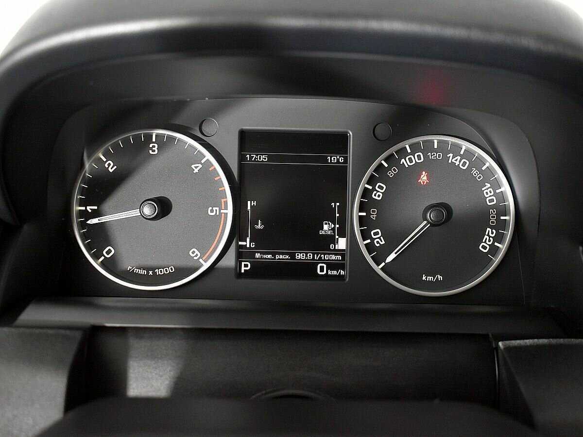 Купить Land Rover Discovery с пробегом. Фото: #11